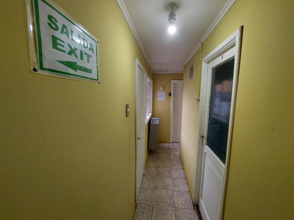 Hospedaje Familiar Пунта-Аренас Экстерьер фото